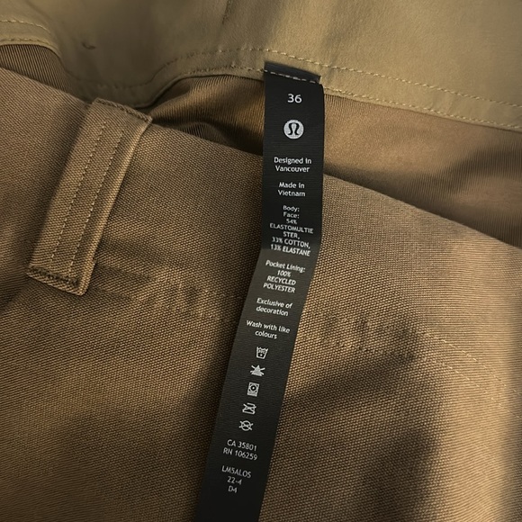 New LULULEMON Utilitech Carpenter Pant
Straight Leg Allspice - Picture 7 of 9